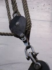 File:180px-200px-Boat-215039 640.jpg