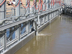 File:240px-Fish screen-Redlands Canal.jpg