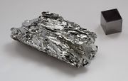 File:180px-Molybdenum crystaline fragment and 1cm3 cube.jpg