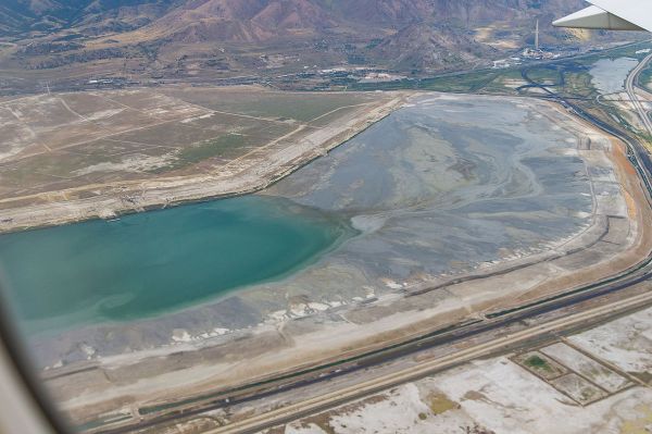 File:600px-Kennecott Tailings Pond and Smokestack.jpg