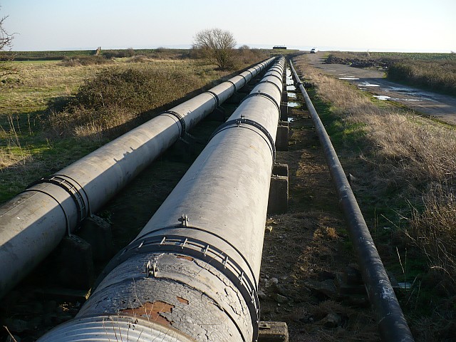 File:British Steel pipeline, Caldicot Level - geograph.org.uk - 689097.jpg