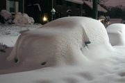 File:180px-Blizzard aftermath car + 23.5 inches of snow.jpg