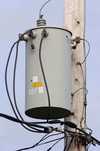 File:Pole-mounted distribution transformer.jpeg
