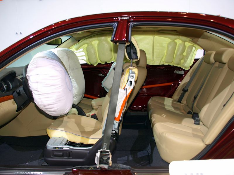 File:Airbag car.jpg