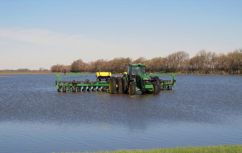 File:Flooded farmers field (989).jpg
